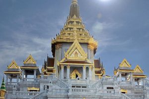 Wat Trimitr Bangkok