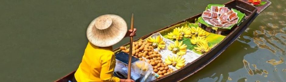 Damnoen Saduak Floating Market