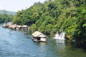 Sai Yok Noi Waterfall Kanchanaburi